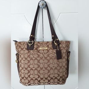 Gallery Signature Zip Khaki Mahogany Tote F19388